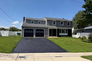 4 Bellows Ln, Cherry Hill, NJ 08002 - Photo 1