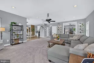 28 Canyon Dr, Berlin, NJ 08009 - Photo 17