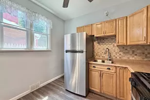 570 Line St, Camden, NJ 08103 - Photo 7