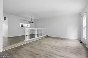 8 Wagon Wheel Dr, Sicklerville, NJ 08081 - Photo 13