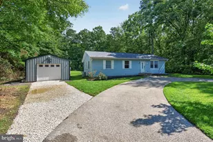 27 Grasmur Ct, Berlin, NJ 08009 - Photo 1
