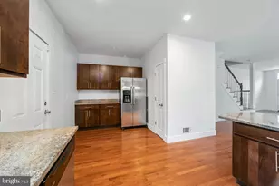 457 S 6th St, Camden, NJ 08103 - Photo 11