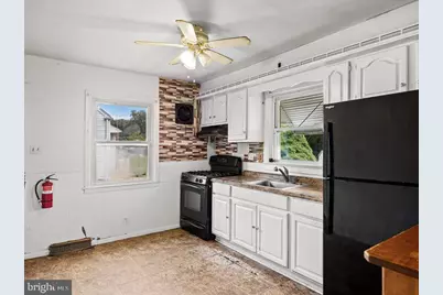 210 Countiss Avenue, Lindenwold, NJ 08021 - Photo 9