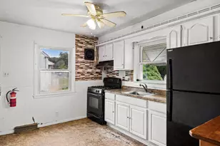 210 Countiss Ave, Lindenwold, NJ 08021 - Photo 9