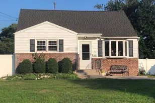 5 Cloverdale Rd, Gloucester Township, NJ 08012 - Photo 1