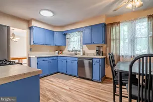 10 Bull Run Rd, Laurel Springs, NJ 08021 - Photo 9