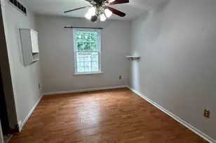 8 Acorn Ct, Sicklerville, NJ 08081 - Photo 5