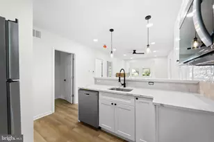 865 N Read Ave, Runnemede, NJ 08078 - Photo 17