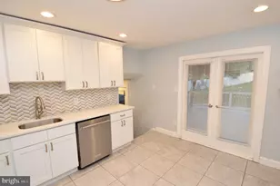 561 Covered Bridge Rd, Cherry Hill, NJ 08034 - Photo 9