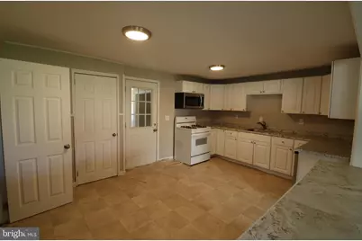 707 Beechwood Avenue, Cherry Hill, NJ 08002 - Photo 9