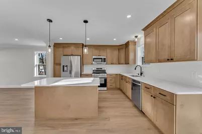 54 E Buttonwood Avenue, Pine Hill, NJ 08021 - Photo 7