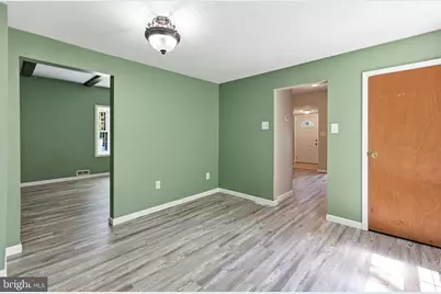 242 Trenton Avenue, Laurel Springs, NJ 08021 - Photo 9
