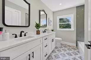 15 Chateau Dr, Cherry Hill, NJ 08003 - Photo 25