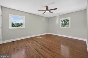 15 Chateau Dr, Cherry Hill, NJ 08003 - Photo 27