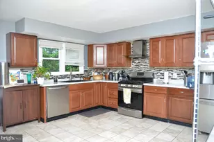 528-530 Vine St, Camden, NJ 08102 - Photo 3