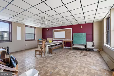 1142 S Broadway, Camden, NJ 08103 - Photo 29