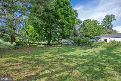 133 W Lake Avenue, Gloucester Township, NJ 08012 - Photo 27