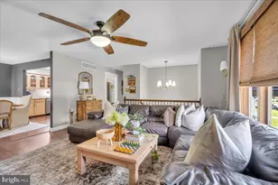 3 Carriage Ct, Winslow Township, NJ 08089 - Photo 9