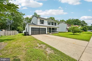 119 Ebbetts Dr, Waterford Township, NJ 08004 - Photo 3