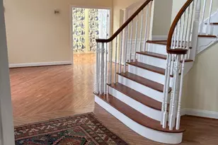 4 Carriage House Ct, Cherry Hill, NJ 08003 - Photo 3