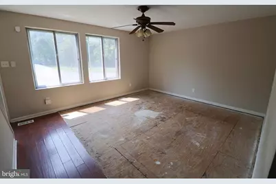 105 S Holland Street, Lindenwold, NJ 08021 - Photo 5