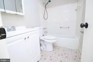 105 S Holland St, Lindenwold, NJ 08021 - Photo 15