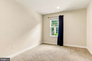 18 Circle Dr, Sicklerville, NJ 08081 - Photo 9