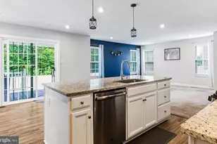18 Circle Dr, Sicklerville, NJ 08081 - Photo 5