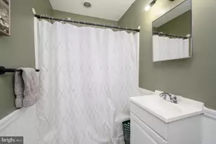 2010 S Brighton Ave, Clementon, NJ 08021 - Photo 15