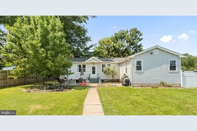 640 E Preston Avenue, Somerdale, NJ 08083 - Photo 1