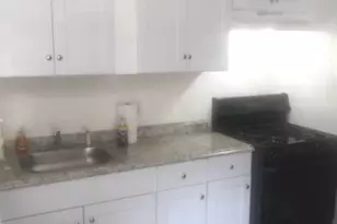 1402 Collings Rd, Camden, NJ 08104 - Photo 5