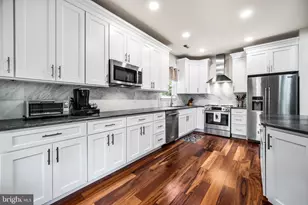 39 Versailles Blvd, Cherry Hill, NJ 08003 - Photo 15