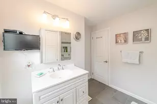 403 W Monroe Ave, Magnolia, NJ 08049 - Photo 19