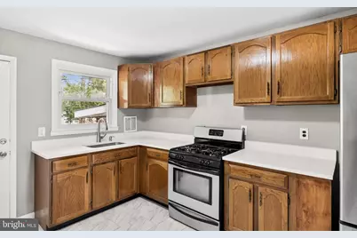 7591 Remington Avenue, Pennsauken, NJ 08110 - Photo 11