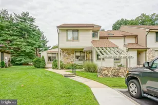 109 Avignon Way, Pennsauken, NJ 08109 - Photo 1