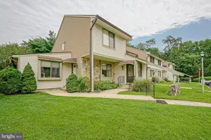 109 Avignon Way, Pennsauken, NJ 08109 - Photo 3