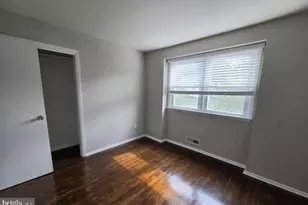 1946 Birchwood Park Dr N, Cherry Hill, NJ 08003 - Photo 5
