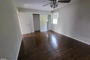 1946 Birchwood Park Dr N, Cherry Hill, NJ 08003 - Photo 9