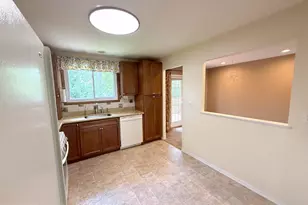11 Knollwood Dr, Cherry Hill, NJ 08002 - Photo 5