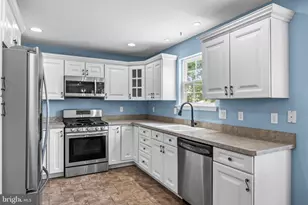 23 Charles Ave, Gloucester Township, NJ 08012 - Photo 9
