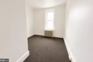 433 Viola St, Camden, NJ 08104 - Photo 7