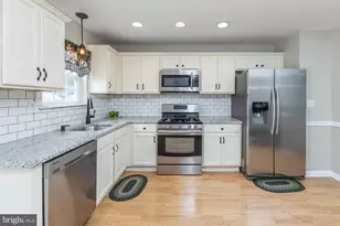 869 Orchard Ave, Runnemede, NJ 08078 - Photo 13