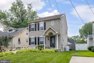 869 Orchard Ave, Runnemede, NJ 08078 - Photo 1
