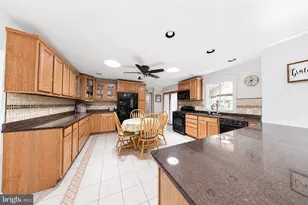 23 Summit Ave, Berlin, NJ 08009 - Photo 9