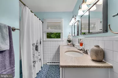 100 Mansfield Boulevard S, Cherry Hill, NJ 08034 - Photo 27