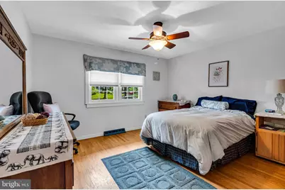 100 Mansfield Boulevard S, Cherry Hill, NJ 08034 - Photo 29
