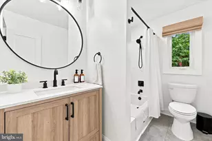 1530 N Bowling Green Dr, Cherry Hill, NJ 08003 - Photo 15