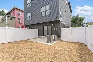 521 N 2nd St, Camden, NJ 08102 - Photo 55