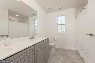 41 Champlain St, Sicklerville, NJ 08081 - Photo 5
