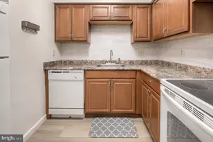 2030 Lucas Ln, Voorhees, NJ 08043 - Photo 11